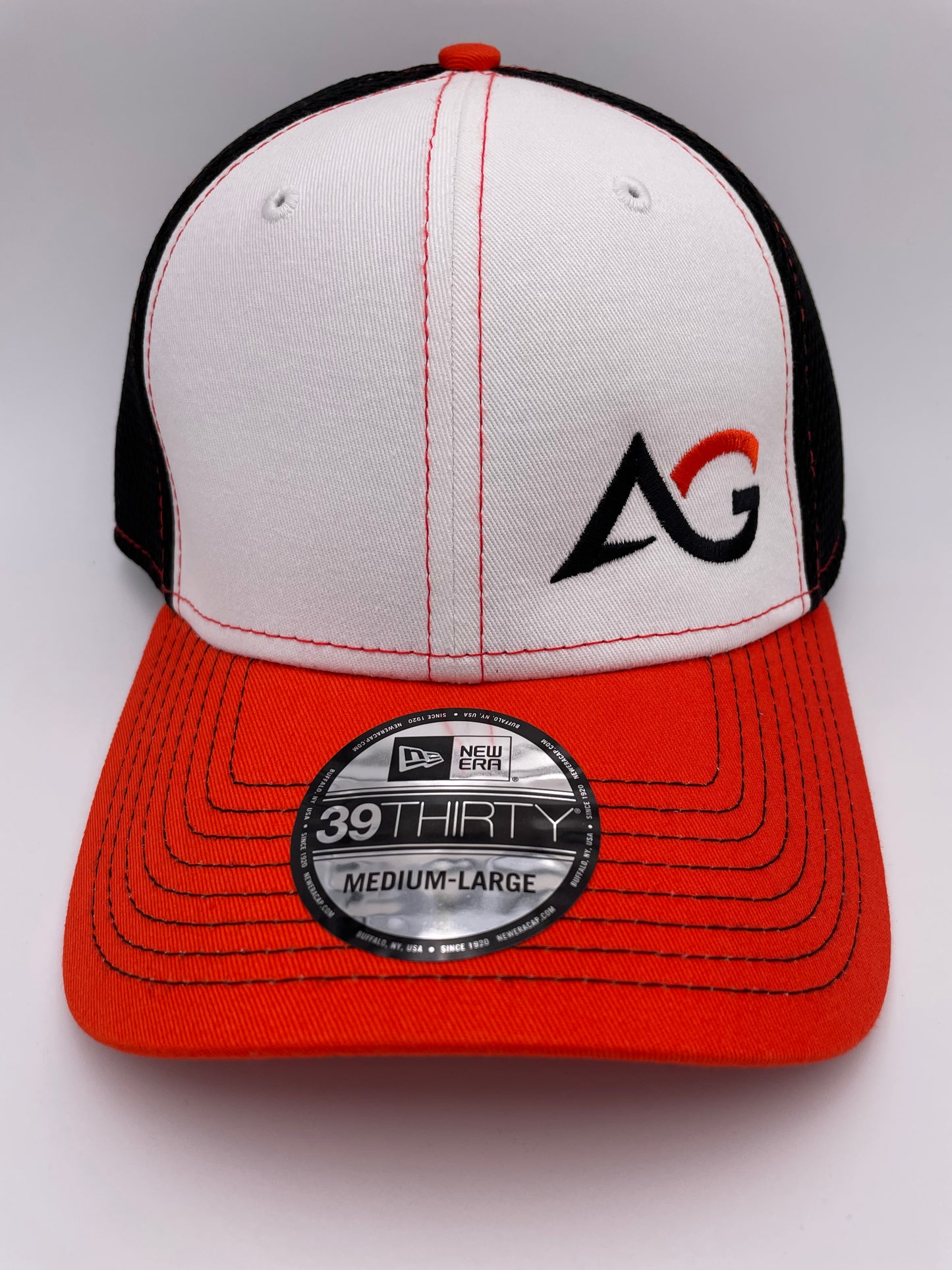 New Era Stretch Mesh Cap 39Thirty White/Deep Orange/Black